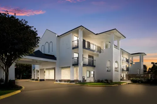 Super 8 by Wyndham Spring / the Woodlands Hotels in Montgomery County