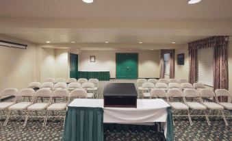 Country Inn & Suites by Radisson, West Valley City, UT