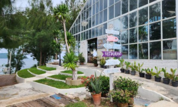 PhuPha-NaLay Cafe'n Camping