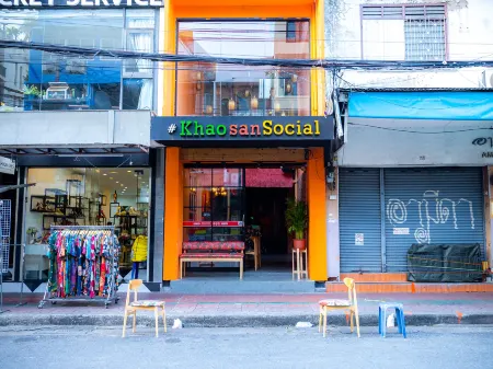 Khao San Social Capsule Hostel