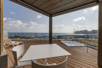 ホテルからの眺望 ヒルトン・マルタ・ホテルの写真