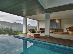 Indah 2 Villa 10 Bedrooms with a Private Pool