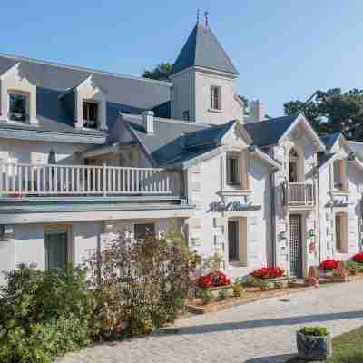 Hotel the Originals Residence de Rohan (EX Relais du Silence) Hotel Exterior