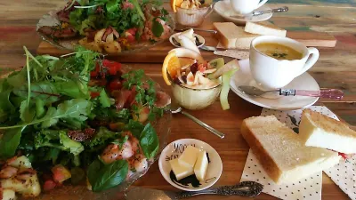 Cafe&Cottage Banni Naturals Hotels near 湯浴堂