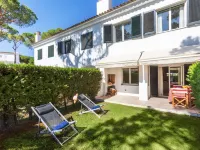 Pals Haus Venice Các khách sạn gần Village Medieval de Pals
