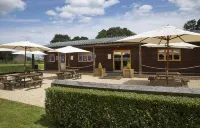 Hill Farm Hotels near Wheatley Windmill, Wheatley, Oxfordshire
