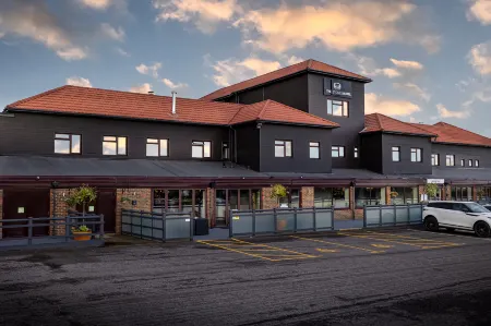 The Stones Hotel Отели рядом с достопримечательностью «Стоунхендж»