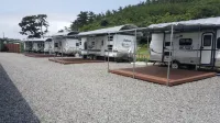 Taean Mom Village Caravan Camping
