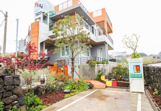 가온누리게스트하우스의 아늑한 내부 모습