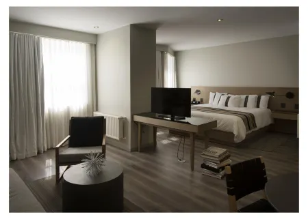 Casa Grande Suites