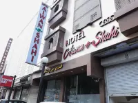 Hotel Aiwan-e-Shahi 赤い城周辺のホテル