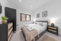 Sercasa - Kingston Upon Thames Hotels near Kingston Business School