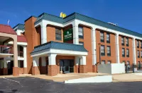 HomeTowne Studios Prattville