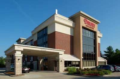 Drury Inn & Suites Louisville East Các khách sạn ở Hurstbourne