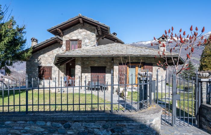Maison Pro de Solari