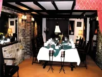 Random Hall Hotels in Horsham