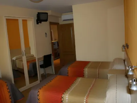 호스탈 이스파니코 I  호텔