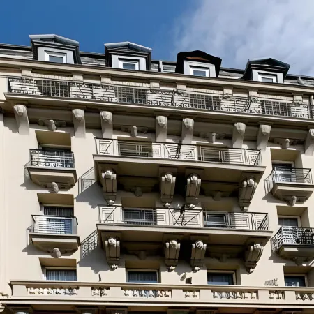 Hôtel Amirauté Отели рядом с достопримечательностью «Паром Тоулон»
