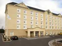 薩德伯裡Homewood Suites by Hilton Lake Laurentian Conservation Area附近的飯店