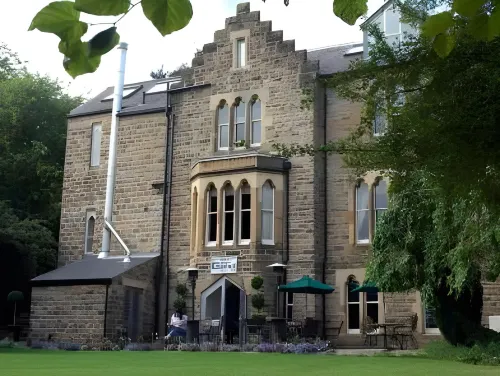 Farnley Tower Guesthouse