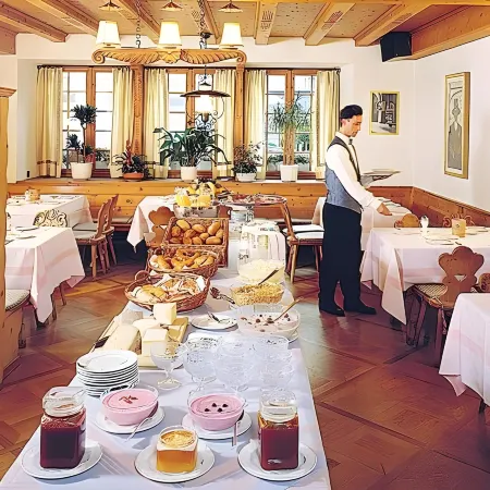 Poschiavo Suisse Hotel & Traditional Fondue Stube