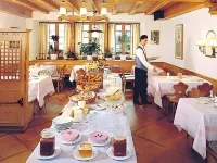 Poschiavo Suisse Hotel & Traditional Fondue Stube - Pet friendly