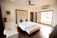 Anora Beach Resort Mahabalipuram - Beach