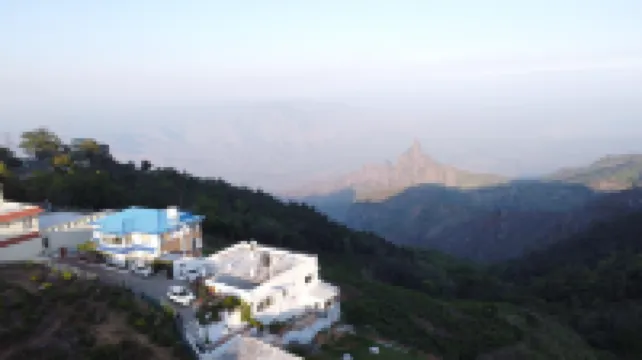 Paradise Peak Cottage