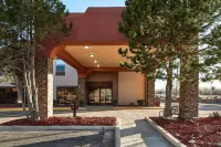 Hampton Inn Taos - parking