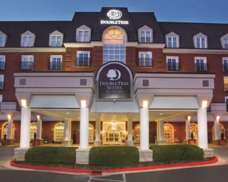 DoubleTree Suites by Hilton Lexington Hotels in Lexington