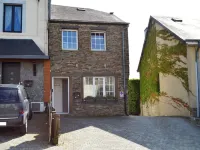 Holiday Home in Rochehaut with Fenced Garden
