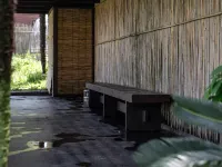Lost Cabin 1 Building for Rent Nonsmoking Hotel di Kamogawa