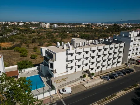 Rochavau Hotel Отели рядом со станцией Portimao