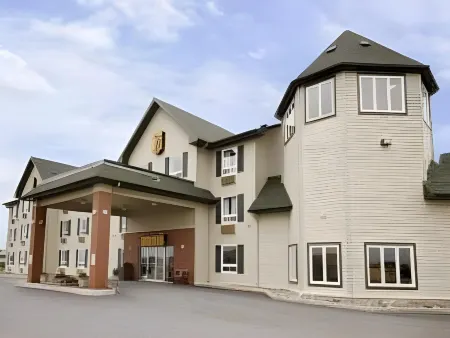 Super 8 by Wyndham Truro NS Отели в г. Труро