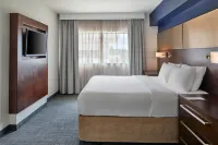Residence Inn Atlanta NE/Duluth Sugarloaf - Kitchens