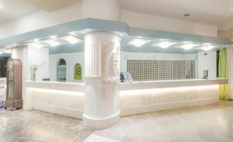 Atlantis Hotel