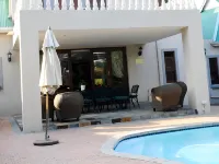 Candlewoods Guesthouse - Pool