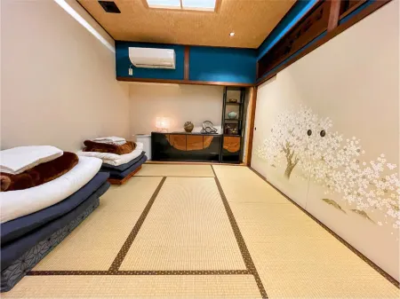 Guesthouse Wazakura Отели рядом с достопримечательностью «Abe Monjuin»