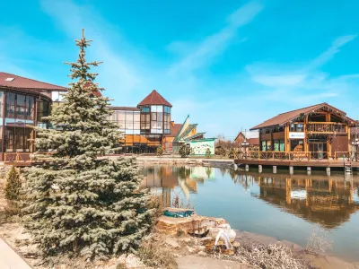 Berezhki-Holl Hotel Hotels near Park Kio Pegas