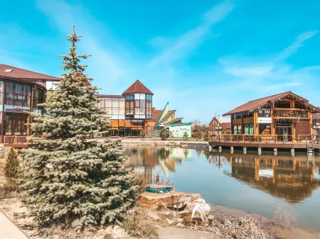 Отель «Бережки-Холл»