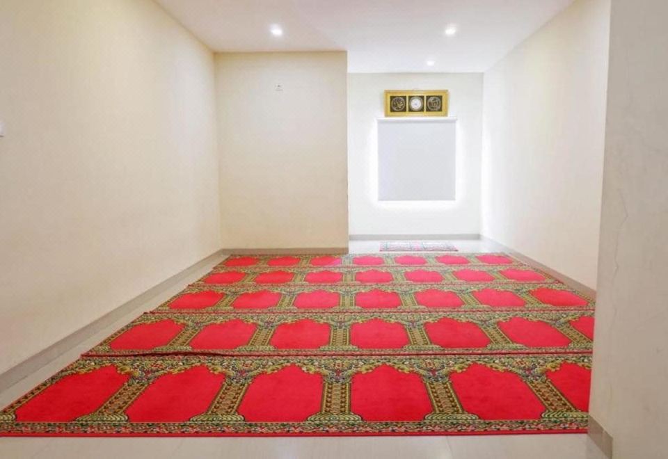 Hotel Brothers Solo Baru 로비 이미지