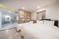 Jinju Sheja Hotel Jinjuseong Branch - Sheja