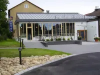 Arena Hotell Hotels near Polhemsplatsen