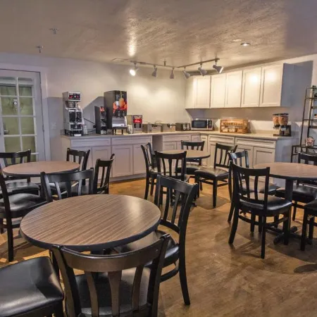 FairBridge Inn - Coeur d'Alene