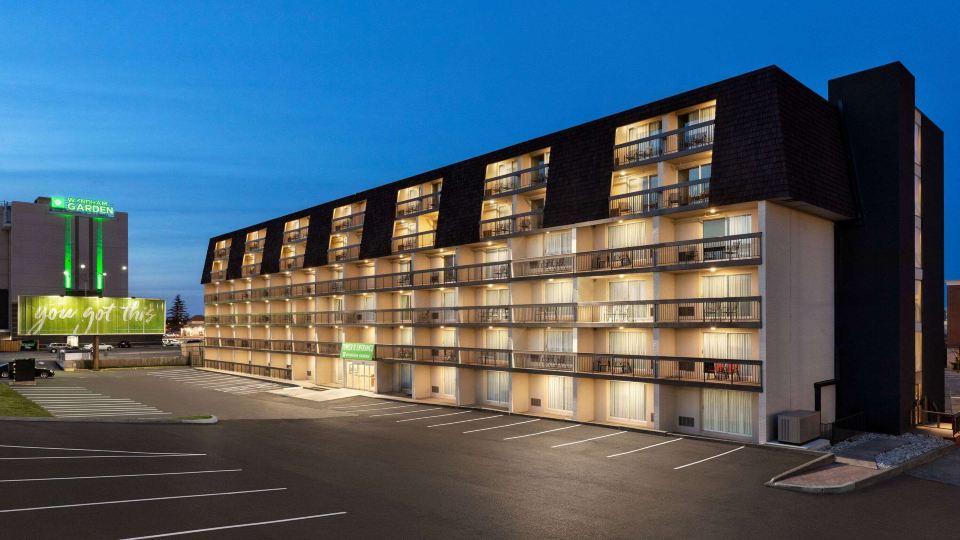 Wyndham Garden Niagara Falls Fallsview