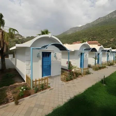 SUNMED LODGE