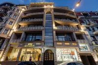 Hotel Monarch Hotels near Batum