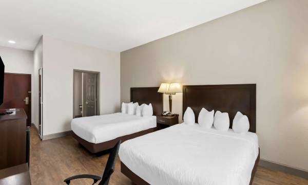 Sonesta Essential la Porte