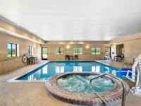 Comfort Suites Lindale Hotels in Lindale