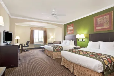 Super 8 by Wyndham IAH West/Greenspoint Hotels in Harris County